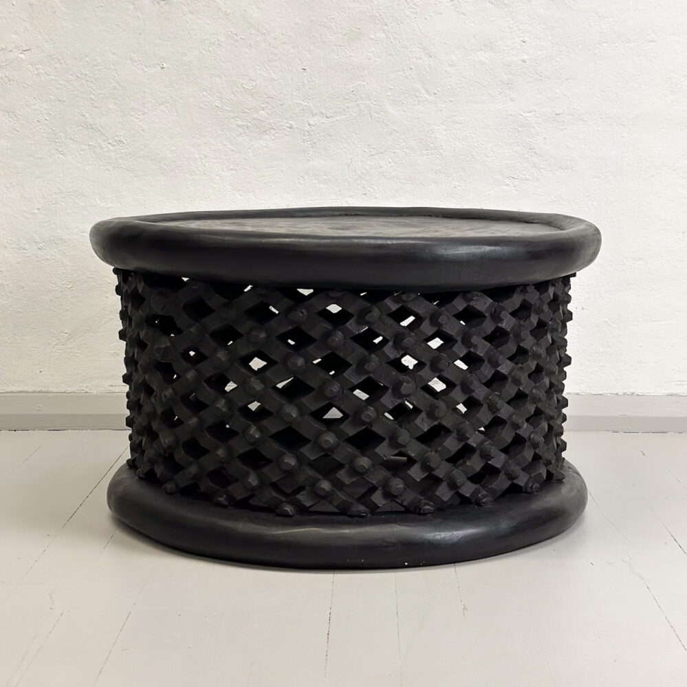 Bamileke Lg Stool, Cameroon: 770x450mm_AFR11333.2