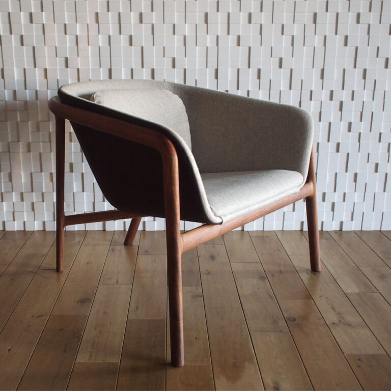 Golondrina Lounge Chair: by Jorge Herrera for Miyazaki Isu