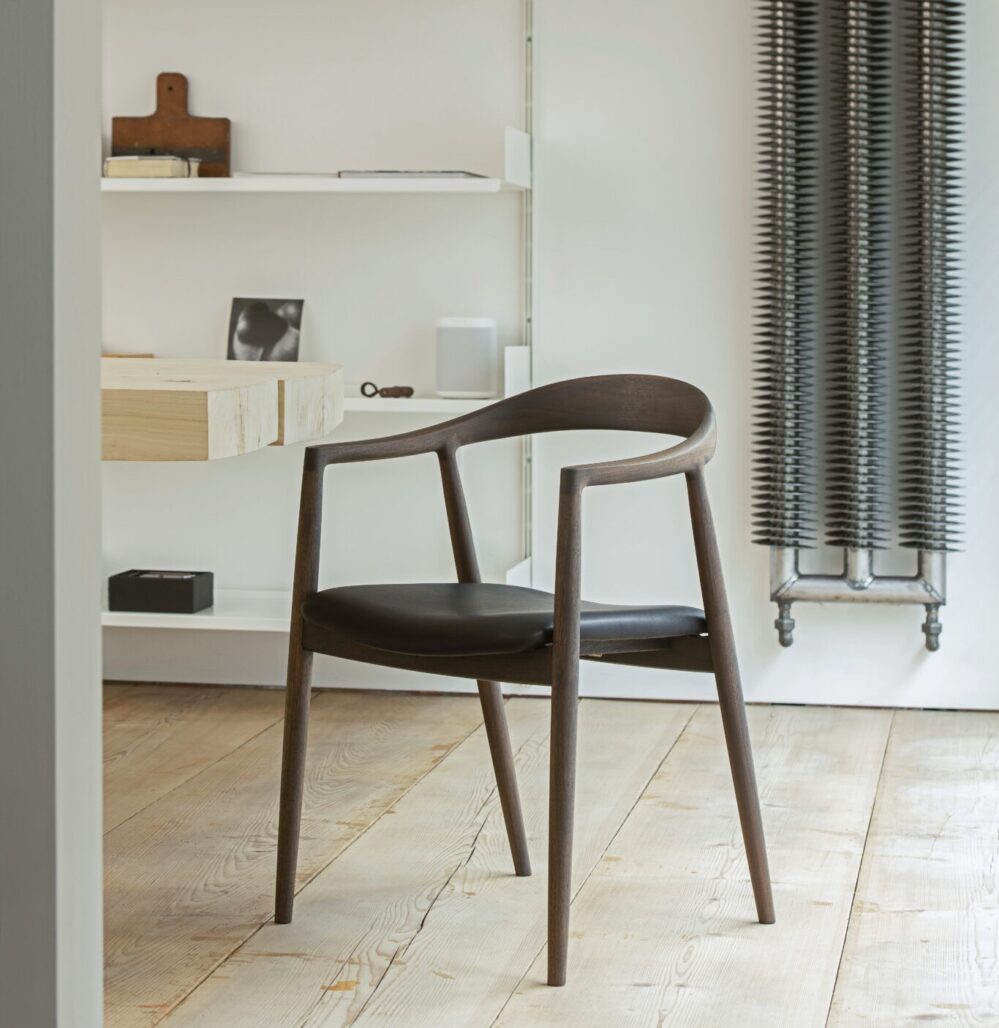 Hata Chair: by Yoshinaga Keishi for Miyazaki Isu