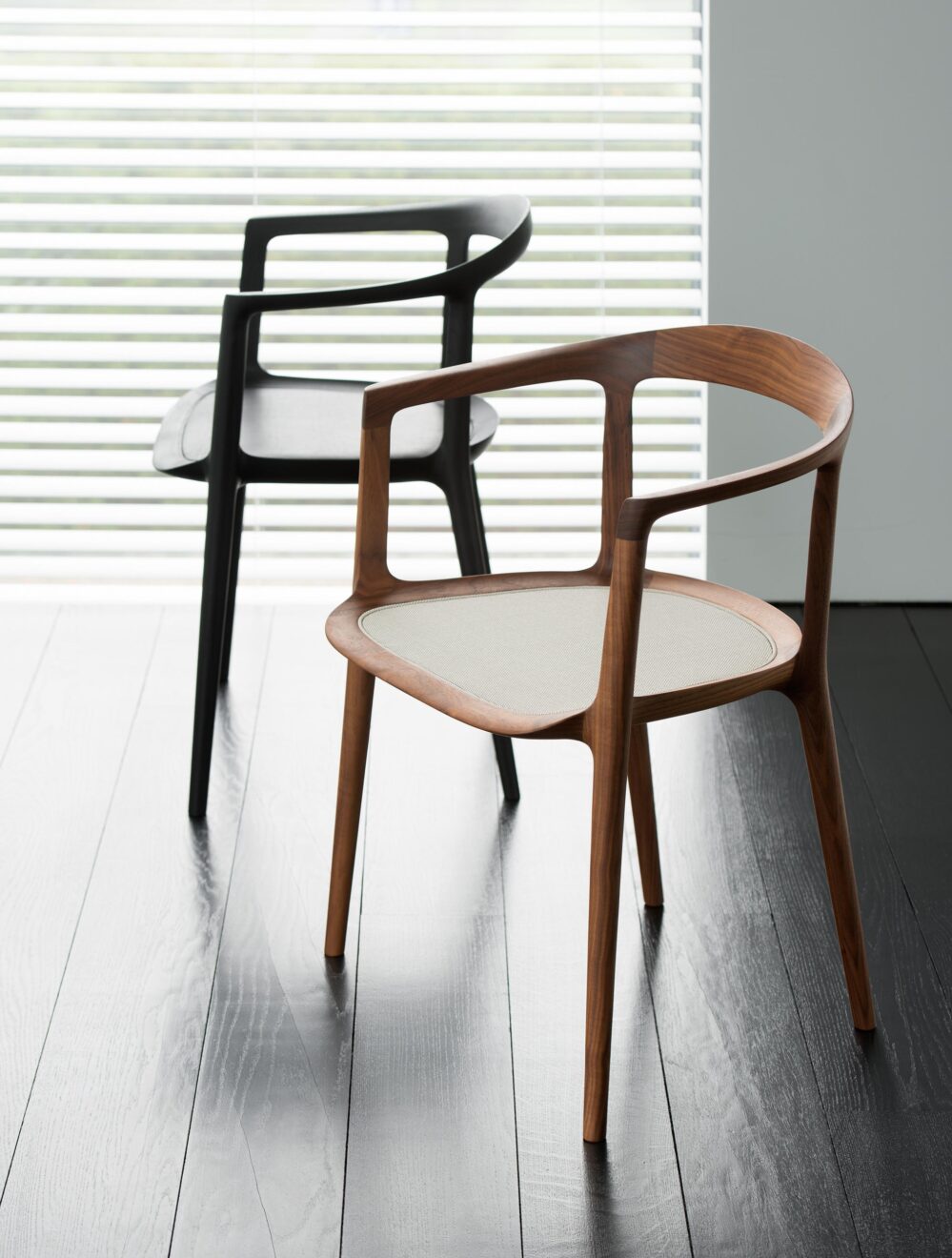 DC10 Chair Inoda & Sveje for Miyazaki Isu