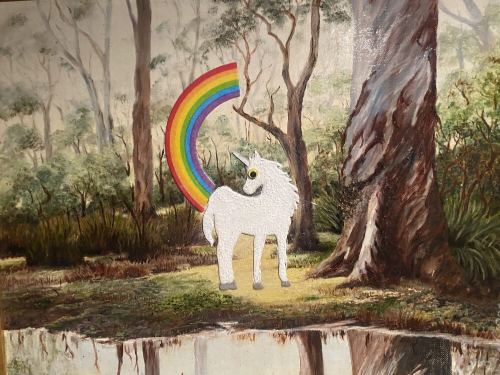Unicorn by a Billabong - 2020, felt figure on original painting - Daub, W60xH53cm