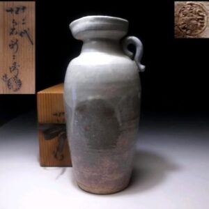 Japanese Hagi Ware Vase by 12th Shinbei Sakakura _ National Human Treasure, H265mm, with signed box, RL39