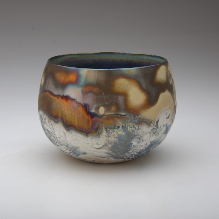 Rising Mist _Glazed ceramic vessel_110Hx150mmDia