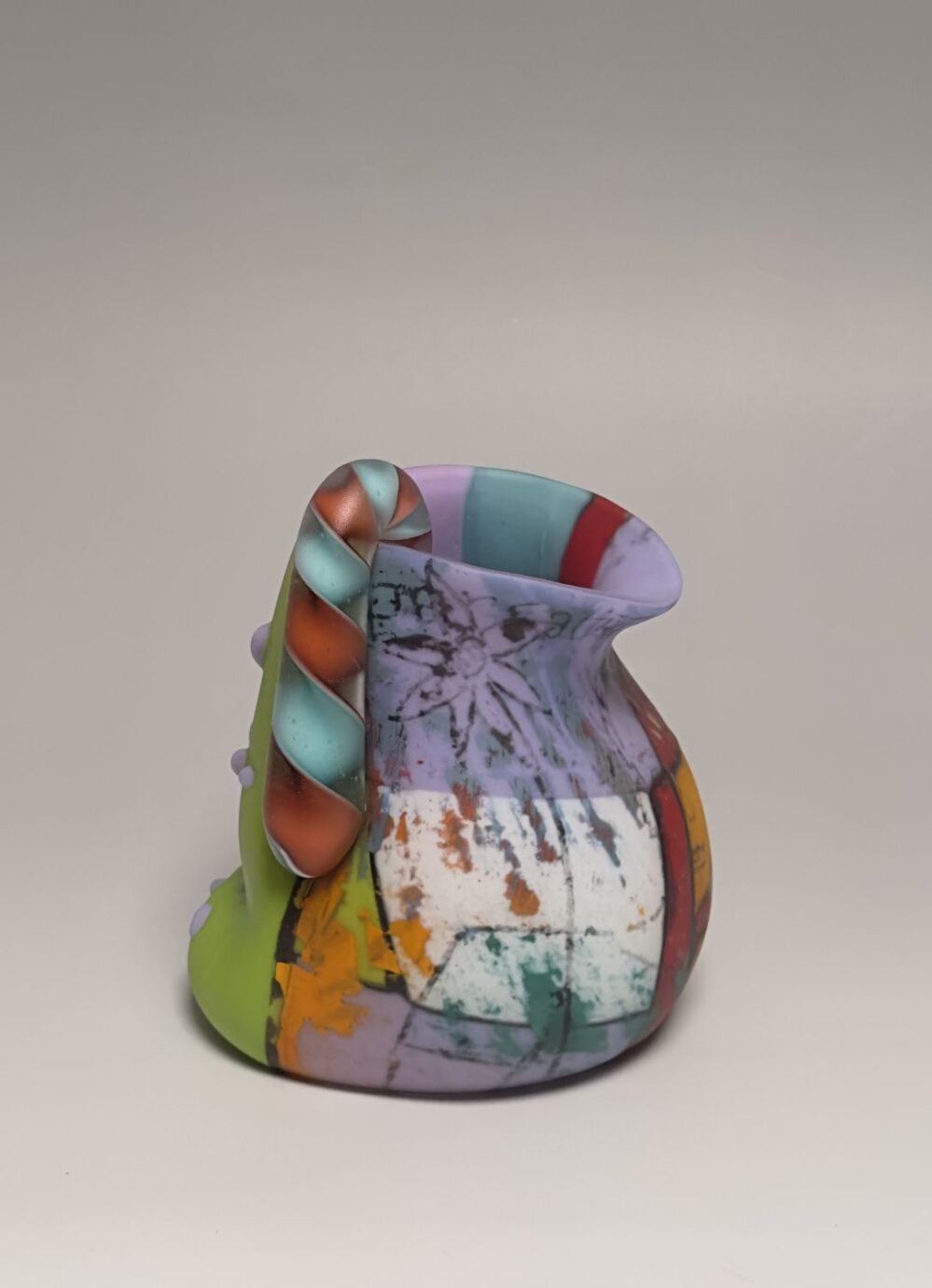 Silent Currents - h17 x 14cm, fused, blown and etched glass, 2026 - S Chaseling